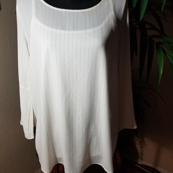 Roz & Ali Tops - 2 PIECE BLOUSE SET NWOT